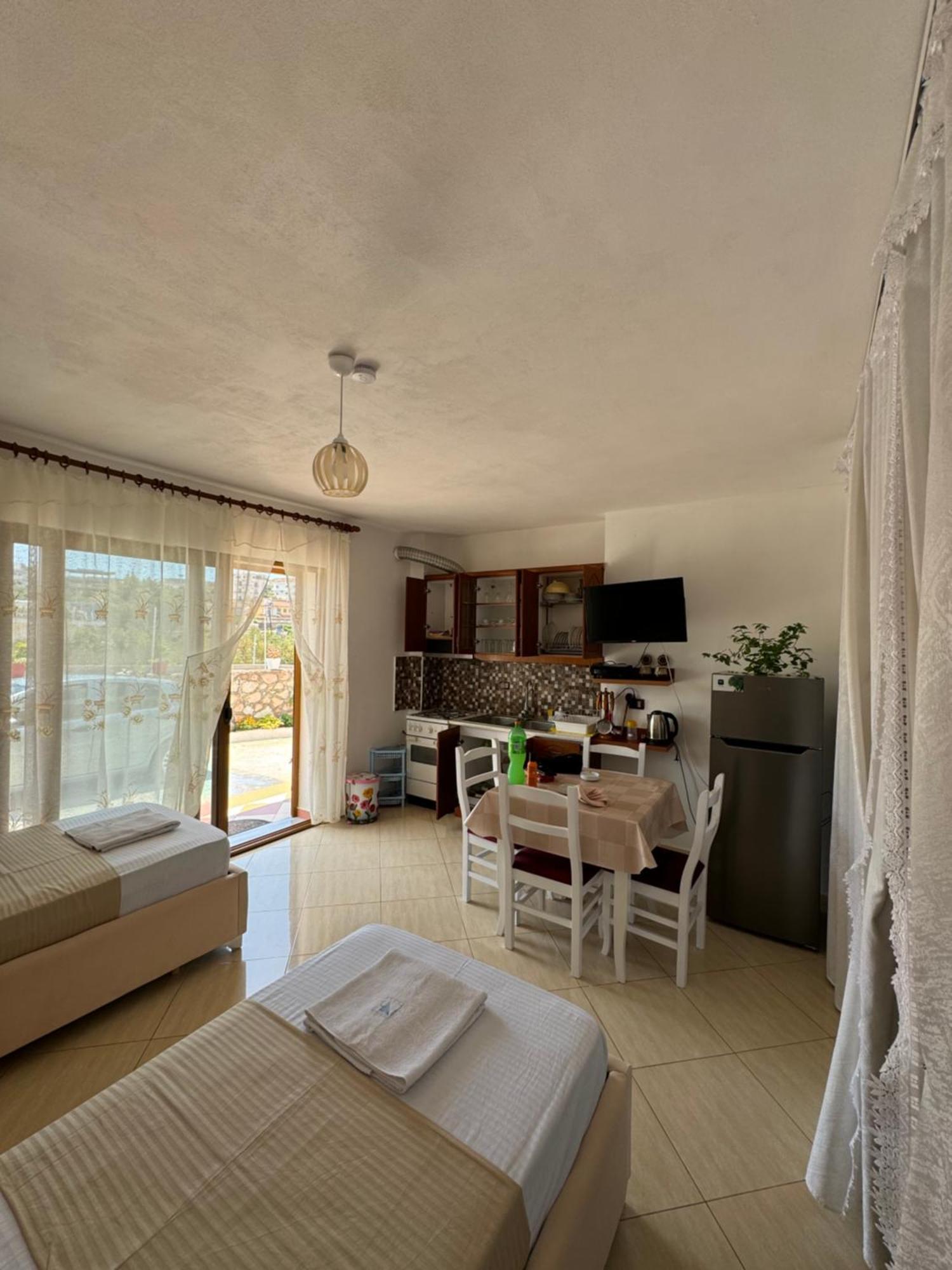 Teo Apartment Sarande Exterior photo